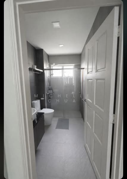 Eastwind Mansions, 102 Joo Chiat Terrace, 3 Bedrooms, 1,346 sqft, Walk-up Apartment For Sale, by Michelle Chua, 500129470 - Bathroom - PropertyGuru.com.sg