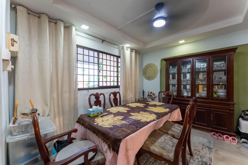 148 Tampines Avenue 5, 148 Tampines Avenue 5, 4 Bedrooms, 1,614 sqft, HDB Flat For Sale, by Khalid Alsree, 500129472 - Dining Room - PropertyGuru.com.sg