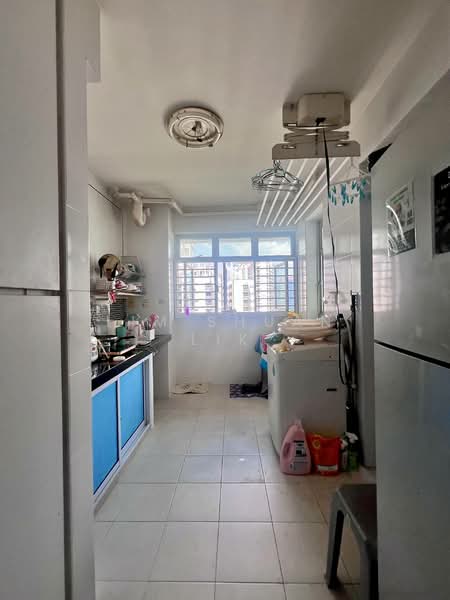 453A Fernvale Road, 453A Fernvale Road, 1 Bedroom, 495 sqft, HDB Flat For Sale, by Lim Shuan Lik, 500129483 - Kitchen - PropertyGuru.com.sg
