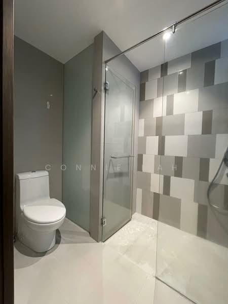 Foresque Residences, 107 Petir Road, 3 Bedrooms, 1,184 sqft, Condominium For Rent, by Connie Mah, 500129507 - Bathroom - PropertyGuru.com.sg