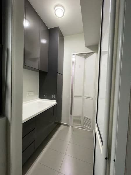 Foresque Residences, 107 Petir Road, 3 Bedrooms, 1,184 sqft, Condominium For Rent, by Connie Mah, 500129507 - Kitchen - PropertyGuru.com.sg