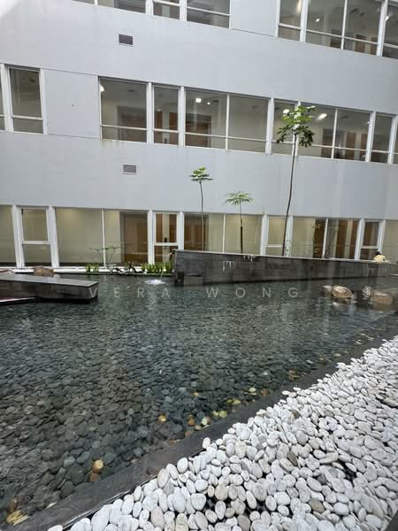 The Central, 6 Eu Tong Sen Street, Boat Quay / Raffles Place / Marina, 630 sqft, Office For Sale, by Vera Wong, 500129509 - Exterior - CommercialGuru.com.sg