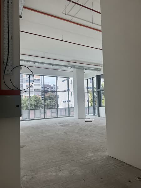 Office Store near town in Balestier for rent, , 1,733 sqft, Light Industrial (B1) For Rent, by Chris Goh, 500129514 - Interior - CommercialGuru.com.sg