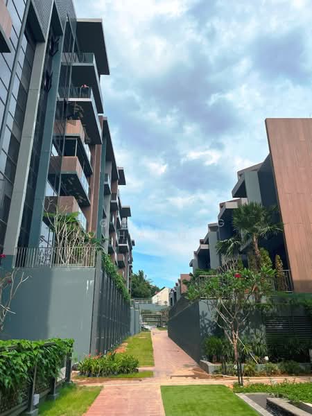 Kent Ridge Hill Residences, 62A South Buona Vista Road, 2 Bedrooms, 646 sqft, Condominium For Sale, by Ngo Tong Hang, 500129516 - Exterior - PropertyGuru.com.sg