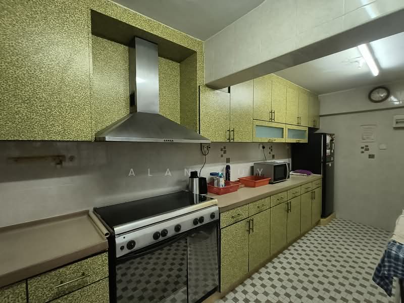 Neptune Court, 1 Marine Vista, Room Rental, 200 sqft, Apartment For Rent, by Alan Huy, 500129518 - Kitchen - PropertyGuru.com.sg