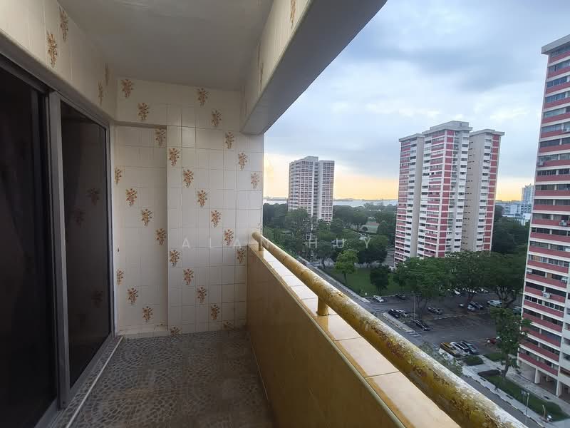 Neptune Court, 1 Marine Vista, Room Rental, 200 sqft, Apartment For Rent, by Alan Huy, 500129518 - Balcony - PropertyGuru.com.sg