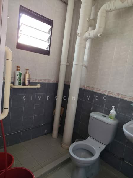 203A Compassvale Road, 203A Compassvale Road, Room Rental, 100 sqft, HDB Flat For Rent, by Simpson Yeo, 500129531 - Bathroom - PropertyGuru.com.sg