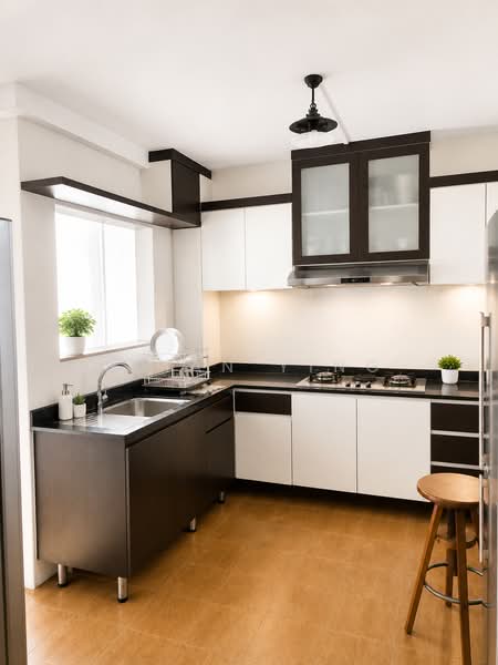135 Pasir Ris Street 11, 135 Pasir Ris Street 11, 4 Bedrooms, 1,582 sqft, HDB Flat For Sale, by Brian Ying, 500129533 - Kitchen - PropertyGuru.com.sg