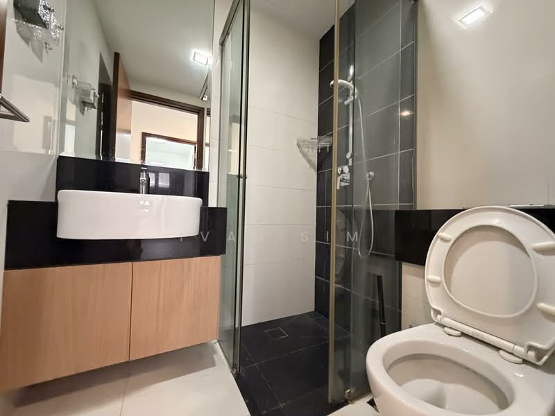 Alexis, 356 Alexandra Road, 3 Bedrooms, 786 sqft, Condominium For Rent, by Ivan Sim, 500129534 - Bathroom - PropertyGuru.com.sg