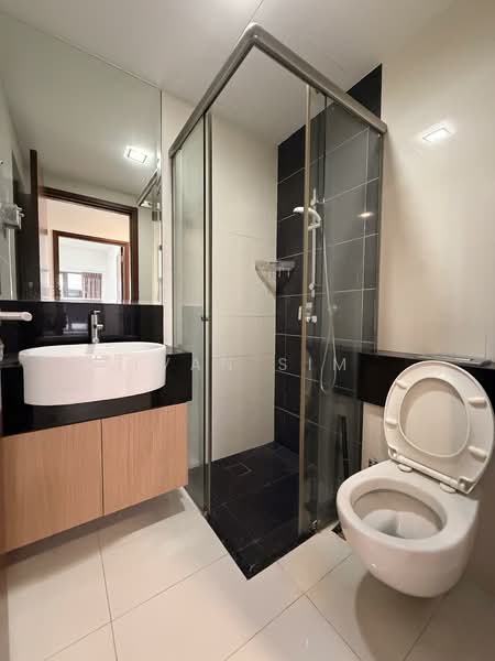 Alexis, 356 Alexandra Road, 3 Bedrooms, 786 sqft, Condominium For Rent, by Ivan Sim, 500129534 - Bathroom - PropertyGuru.com.sg