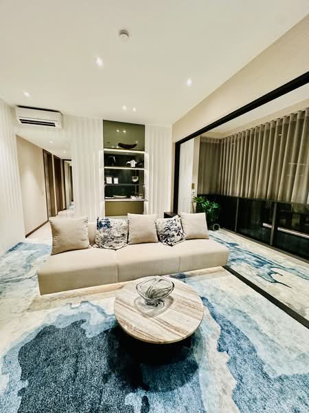 Emerald of Katong, Jalan Tembusu, 4 Bedrooms, 1,259 sqft, Condominium For Sale, by Eve Choo, 500129538 - Living Room - PropertyGuru.com.sg