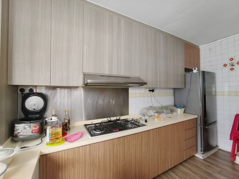 310 Jurong East Street 32, 310 Jurong East Street 32, Room Rental, 150 sqft, HDB Flat For Rent, by Ryan Lim, 500129541 - Kitchen 厨房 - PropertyGuru.com.sg