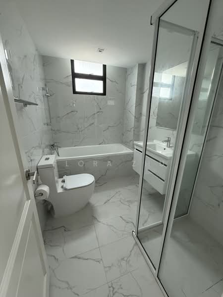 The Park Vale, 2 Park Vale, 3 Bedrooms, 1,485 sqft, Condominium For Rent, by Flora Zhu, 500129554 - Bathroom - PropertyGuru.com.sg