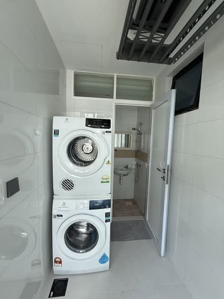 The Park Vale, 2 Park Vale, 3 Bedrooms, 1,485 sqft, Condominium For Rent, by Flora Zhu, 500129554 - PropertyGuru.com.sg