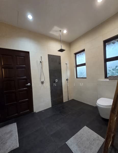 JALAN LATEH, Jalan lateh, Sommerville, Wolskel, Serangoon, 6 Bedrooms, 5,500 sqft, Semi-Detached House For Rent, by Alan Sim, 500129563 - Bathroom - PropertyGuru.com.sg