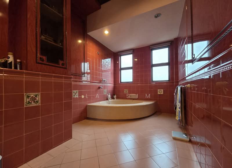 JALAN LATEH, Jalan lateh, Sommerville, Wolskel, Serangoon, 6 Bedrooms, 5,500 sqft, Semi-Detached House For Rent, by Alan Sim, 500129563 - Bathroom - PropertyGuru.com.sg