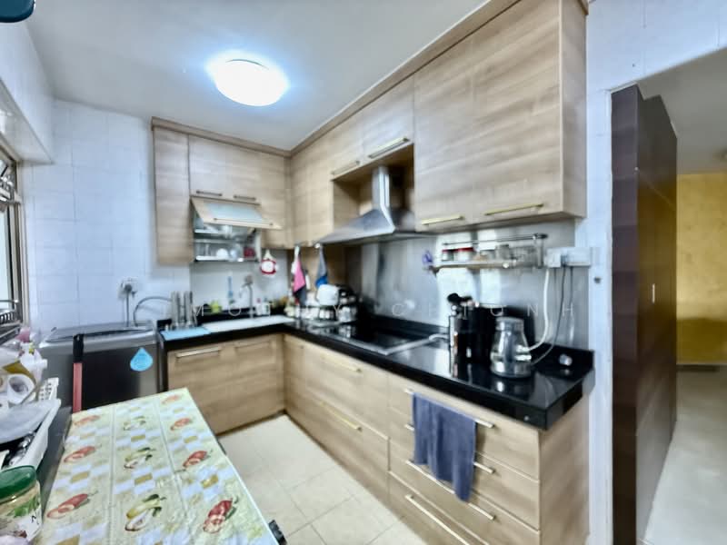 181 Jelebu Road, 181 Jelebu Road, 4 Bedrooms, 1,367 sqft, HDB Flat For Sale, by Timothy Chionh, 500129568 - Kitchen - PropertyGuru.com.sg
