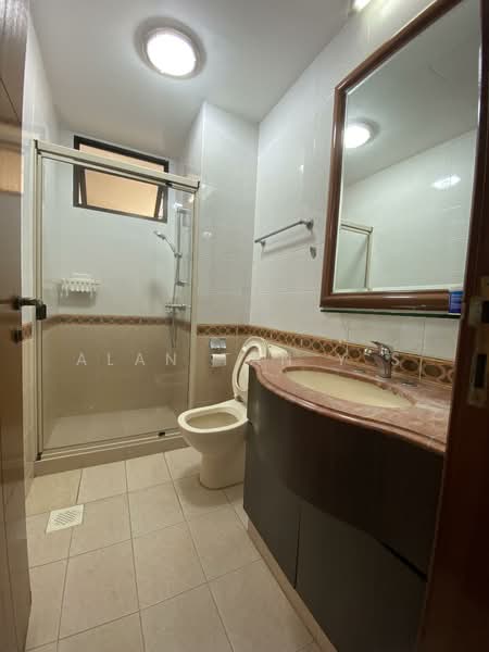 Seasons Park, 495 Yio Chu Kang Road, 3 Bedrooms, 1,249 sqft, Condominium For Sale, by Alan Tan Y S, 500129580 - Bathroom - PropertyGuru.com.sg