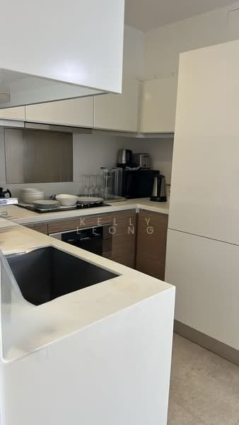 Marina Bay Residences, 18 Marina Boulevard, 1 Bedroom, 753 sqft, Condominium For Sale, by Kelly Leong, 500129588 - Kitchen - PropertyGuru.com.sg