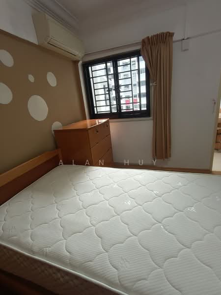 321 Ang Mo Kio Avenue 1, 321 Ang Mo Kio Avenue 1, Room Rental, 300 sqft, HDB Flat For Rent, by Alan Huy, 500129601 - Bedroom - PropertyGuru.com.sg