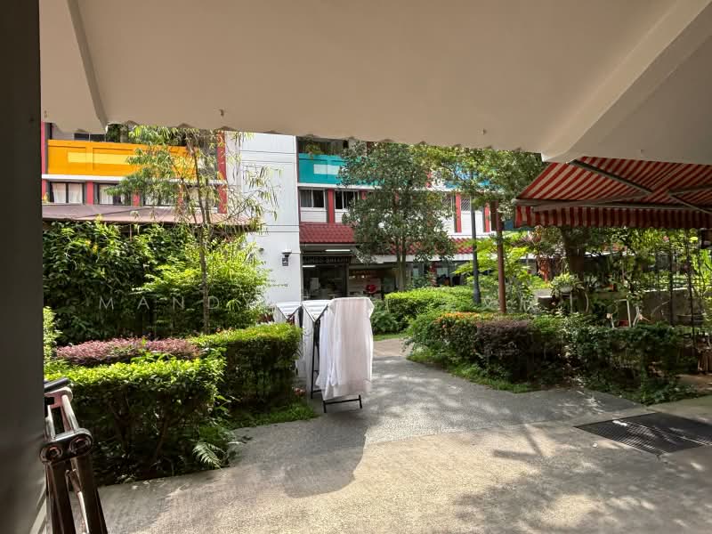 348 JURONG EAST AVE 1, JURONG EAST AVE 1, 430 sqft, Shop / Shophouse For Rent, by Mandy Ei ( 梁文欣 ), 500129612 - Exterior - CommercialGuru.com.sg