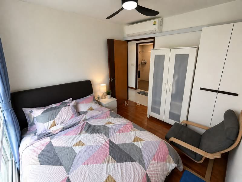 CHEAP 4 ROOM PUNGGOL HDB FOR SALE 4-MIN TO OASIS LRT, , 3 Bedrooms, 1,001 sqft, HDB Flat For Sale, by Joe Nah, 500129615 - Bedroom - PropertyGuru.com.sg