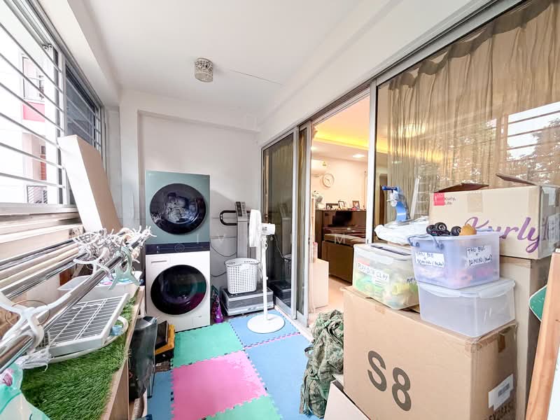 1 Toh Yi Drive, 1 Toh Yi Drive, 4 Bedrooms, 1,378 sqft, HDB Flat For Sale, by Ivy Lim, 500129616 - Balcony - PropertyGuru.com.sg