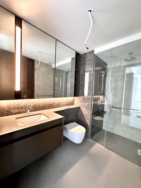 Tembusu Grand, 92 Jalan Tembusu, 1 Bedroom, 527 sqft, Condominium For Sale, by Matthew Xu, 500129618 - Bathroom - PropertyGuru.com.sg