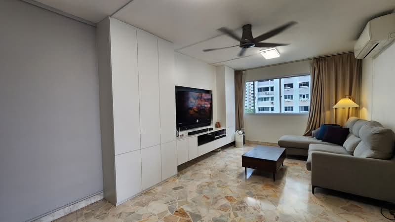 223 Lorong 8 Toa Payoh, 223 Lorong 8 Toa Payoh, 4 Bedrooms, 1,227 sqft, HDB Flat For Sale, by Win Lee, 500129626 - Living Room - PropertyGuru.com.sg