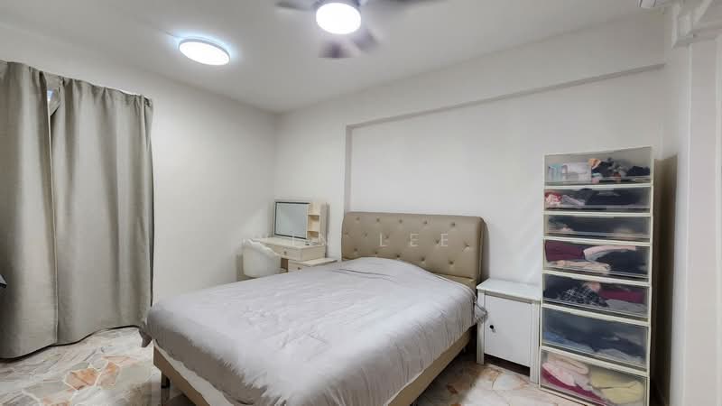 223 Lorong 8 Toa Payoh, 223 Lorong 8 Toa Payoh, 4 Bedrooms, 1,227 sqft, HDB Flat For Sale, by Win Lee, 500129626 - Bedroom - PropertyGuru.com.sg