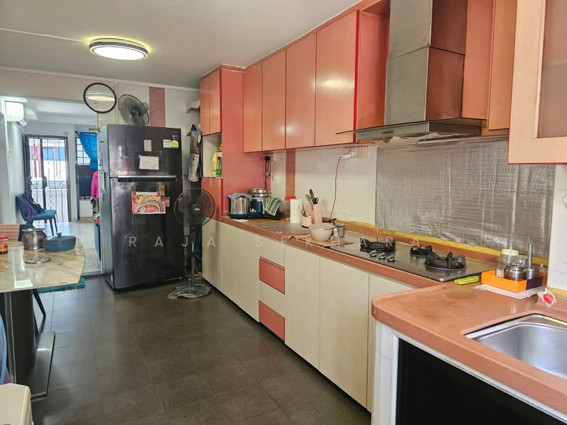 97 Geylang Bahru, 97 Geylang Bahru, 2 Bedrooms, 731 sqft, HDB Flat For Sale, by Raja Sekhara, 500129640 - Kitchen - PropertyGuru.com.sg