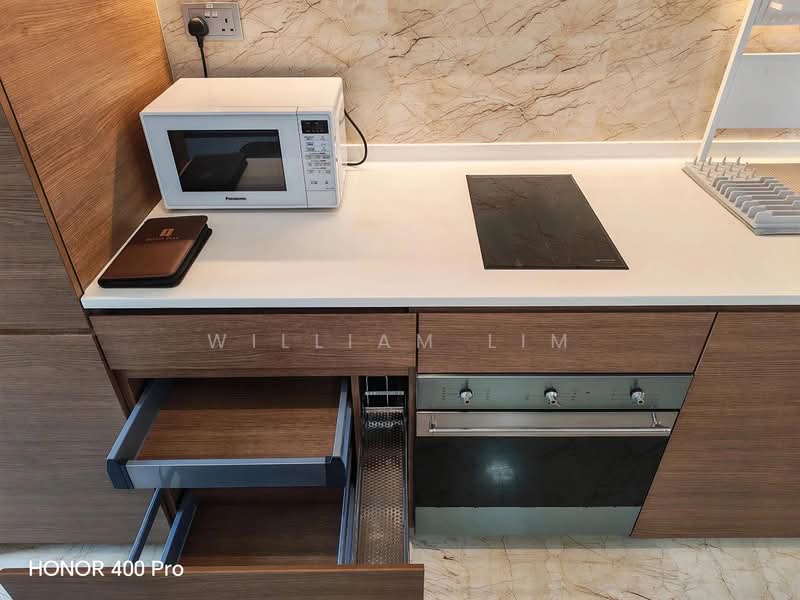 Queens Peak, 3 Dundee Road, 2 Bedrooms, 495 sqft, Condominium For Sale, by William Lim, 500129643 - Kitchen - PropertyGuru.com.sg