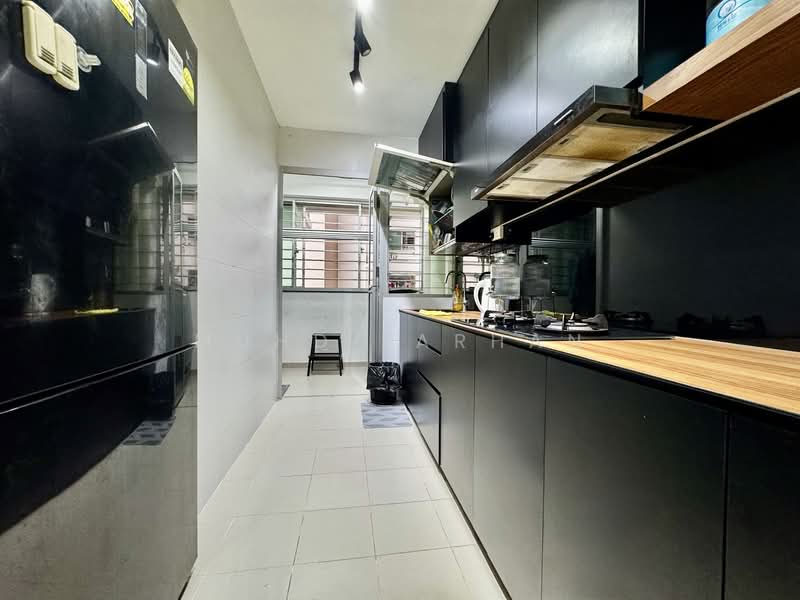 292B Bukit Batok East Avenue 6, 292B Bukit Batok East Avenue 6, 3 Bedrooms, 1,001 sqft, HDB Flat For Sale, by Muhd Farhan, 500129647 - Kitchen - PropertyGuru.com.sg