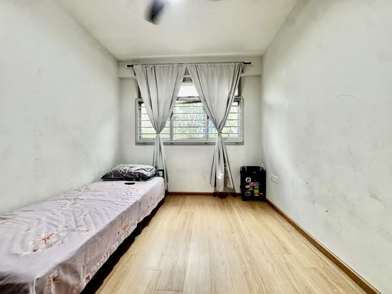 292B Bukit Batok East Avenue 6, 292B Bukit Batok East Avenue 6, 3 Bedrooms, 1,001 sqft, HDB Flat For Sale, by Muhd Farhan, 500129647 - Bedroom - PropertyGuru.com.sg