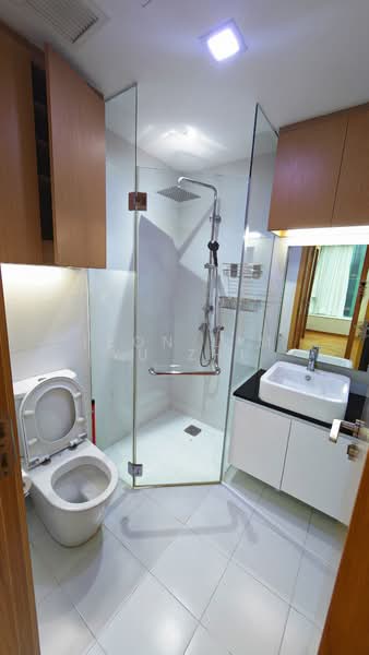 Vida, 5 Peck Hay Road, 2 Bedrooms, 861 sqft, Condominium For Rent, by Leon Lim Yu Zhi, 500129648 - Bathroom - PropertyGuru.com.sg