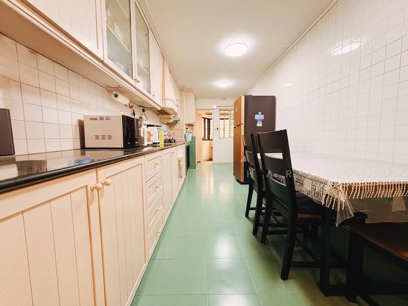 113 Bedok Reservoir Road, 113 Bedok Reservoir Road, 3 Bedrooms, 1,033 sqft, HDB Flat For Sale, by Farid Azhar, 500129651 - Kitchen - PropertyGuru.com.sg
