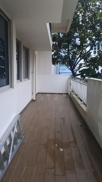 WhiteHaven, 332A Pasir Panjang Road, 4 Bedrooms, 1,023 sqft, Apartment For Rent, by Raymond Sim, 500129659 - Balcony - PropertyGuru.com.sg