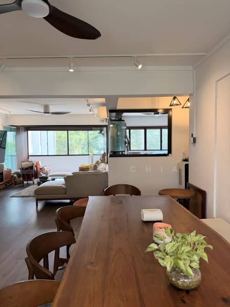 340 Clementi Avenue 5, 340 Clementi Avenue 5, 3 Bedrooms, 1,302 sqft, HDB Flat For Sale, by Ching Chia, 500129665 - Living Room - PropertyGuru.com.sg