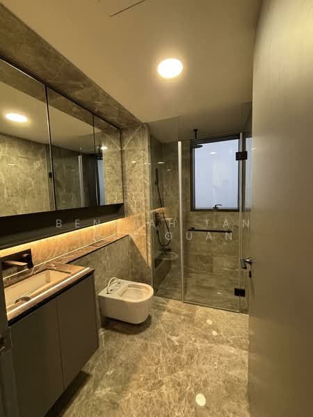 The Landmark, 173 Chin Swee Road, 3 Bedrooms, 1,076 sqft, Condominium For Rent, by Benaiah Tan Chin Guan, 500129672 - Bathroom - PropertyGuru.com.sg