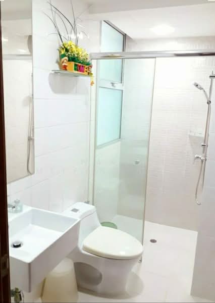 The Eden @ Tampines, 21 Tampines Street 34, 2 Bedrooms, 861 sqft, Condominium For Sale, by Wang Meifang (Fae), 500129705 - Bathroom - PropertyGuru.com.sg