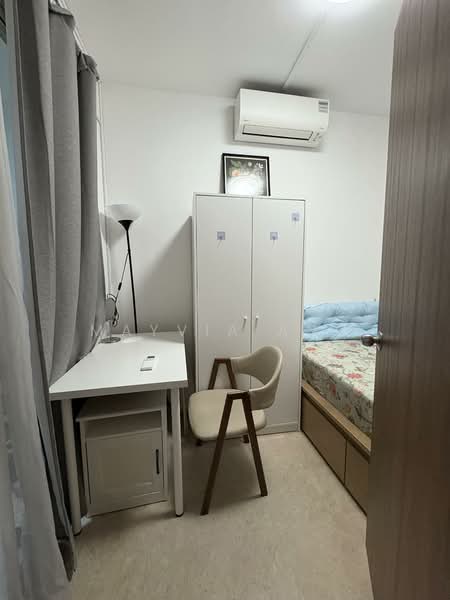 Burlington Square, 175 Bencoolen Street, Room Rental, 150 sqft, Apartment For Rent, by Mayvia Ang, 500129711 - Bedroom - PropertyGuru.com.sg