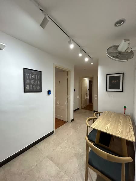Heritage View, 8 Dover Rise, Room Rental, 120 sqft, Condominium For Rent, by Gupta Sameer Raj, 500129718 - Corridor - PropertyGuru.com.sg