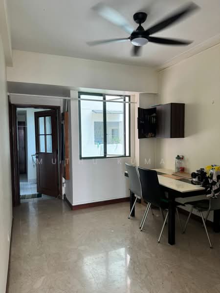 Palm Gardens, 2D Hong San Walk, 2 Bedrooms, 958 sqft, Condominium For Sale, by Muthu Kumar, 500129721 - Dining Room - PropertyGuru.com.sg