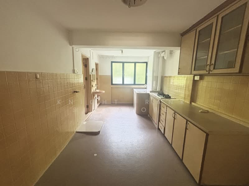 30 Telok Blangah Rise, 30 Telok Blangah Rise, 2 Bedrooms, 753 sqft, HDB Flat For Sale, by LORRAINE CHEW LUO LIN, 500129723 - Kitchen - PropertyGuru.com.sg