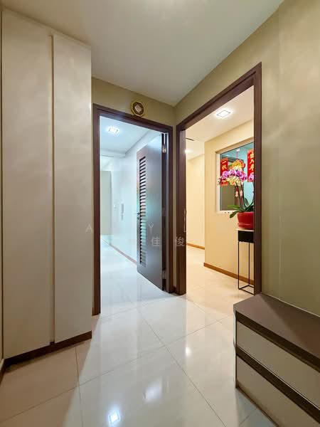 1 Canberra, 7 Canberra Drive, 3 Bedrooms, 1,044 sqft, Executive Condominium For Sale, by Andy Lim 林佳俊, 500129745 - Entrance - PropertyGuru.com.sg