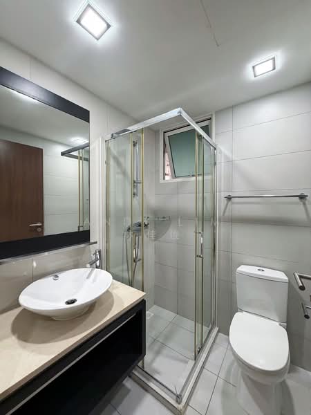 1 Canberra, 7 Canberra Drive, 3 Bedrooms, 1,044 sqft, Executive Condominium For Sale, by Andy Lim 林佳俊, 500129745 - Bathroom - PropertyGuru.com.sg
