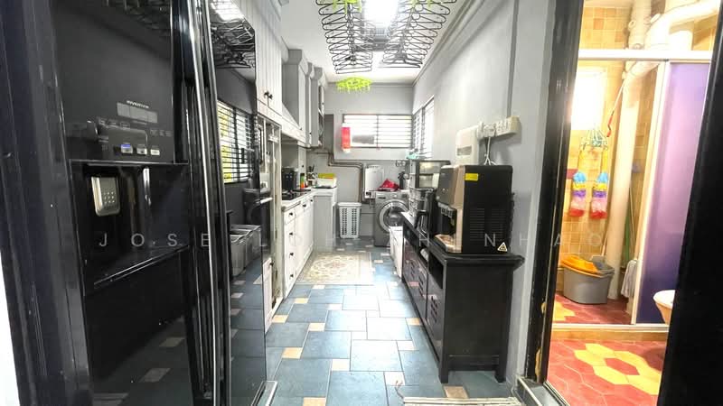257A Compassvale Road, 257A Compassvale Road, 3 Bedrooms, 1,184 sqft, HDB Flat For Sale, by Jose Loh Zhenhao, 500129748 - Kitchen - PropertyGuru.com.sg
