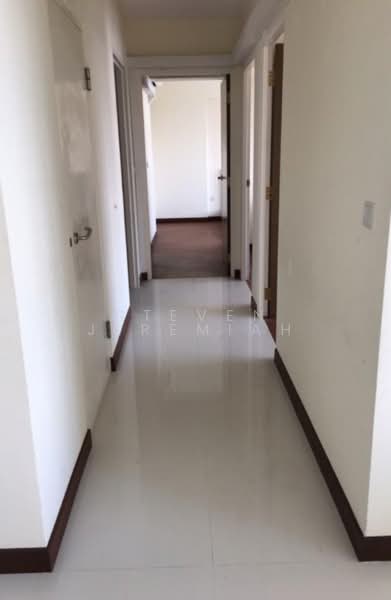 477B Upper Serangoon View, 477B Upper Serangoon View, 3 Bedrooms, 1,022 sqft, HDB Flat For Sale, by Steven Jeremiah, 500129752 - Corridor - PropertyGuru.com.sg