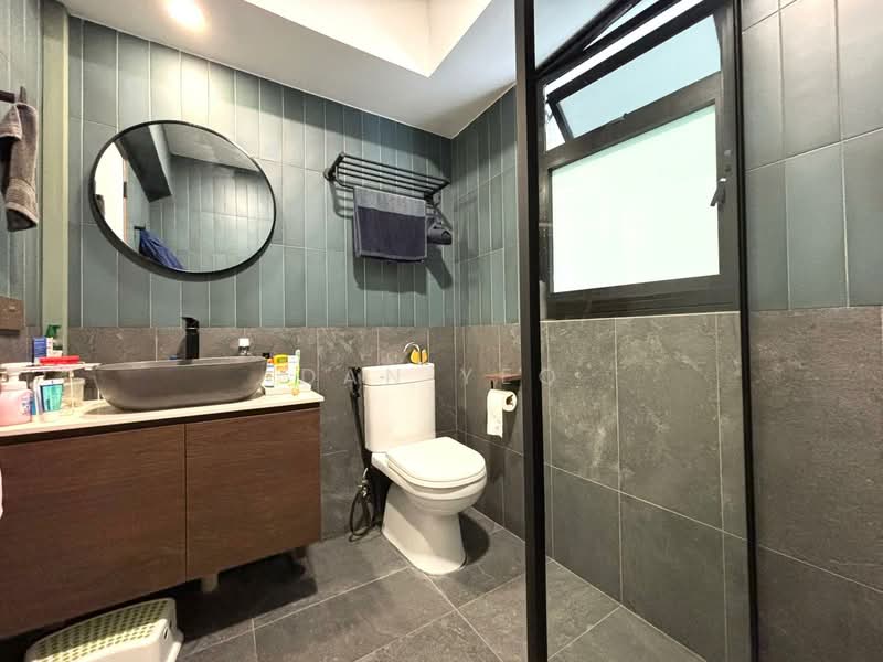 112A Alkaff Crescent, 112A Alkaff Crescent, 3 Bedrooms, 1,001 sqft, HDB Flat For Sale, by Dan Yeo, 500129753 - Bathroom - PropertyGuru.com.sg