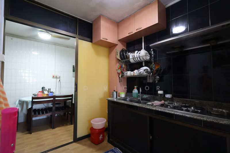 135 Cashew Road, 135 Cashew Road, 4 Bedrooms, 1,571 sqft, HDB Flat For Sale, by Yeo Victor, 500129754 - Kitchen - PropertyGuru.com.sg